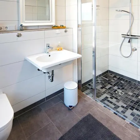 Vier Jahreszeiten Apartamento